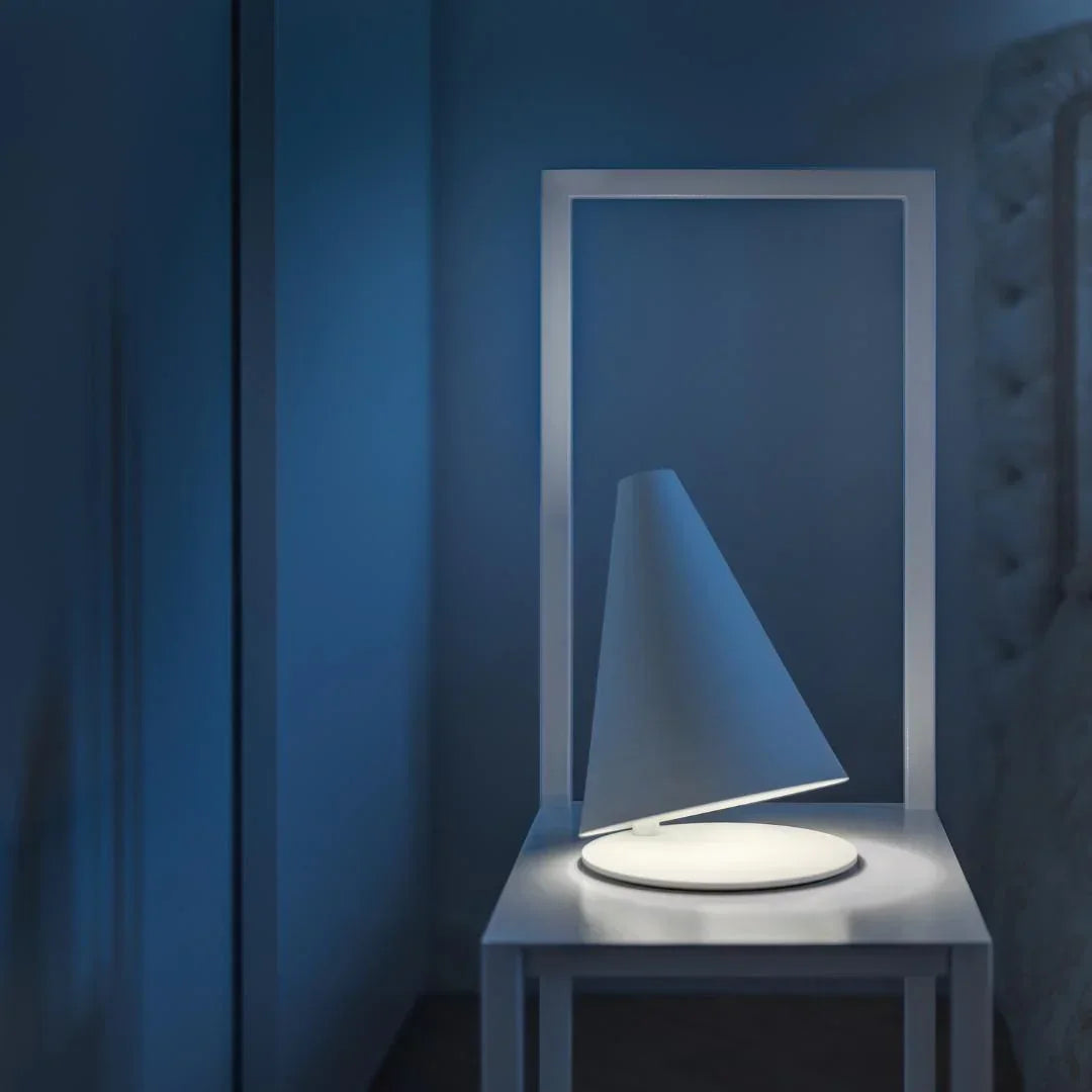 Davide Groppi Palpebra Table Lamp | All Square Lighting