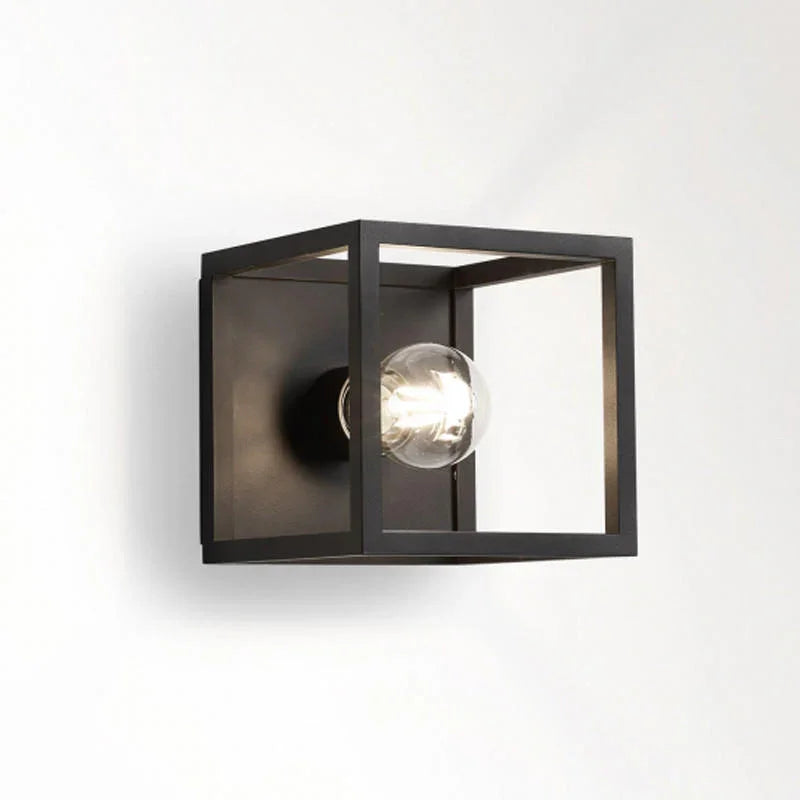 Delta Light Montur S O Wall Light | All Square Lighting