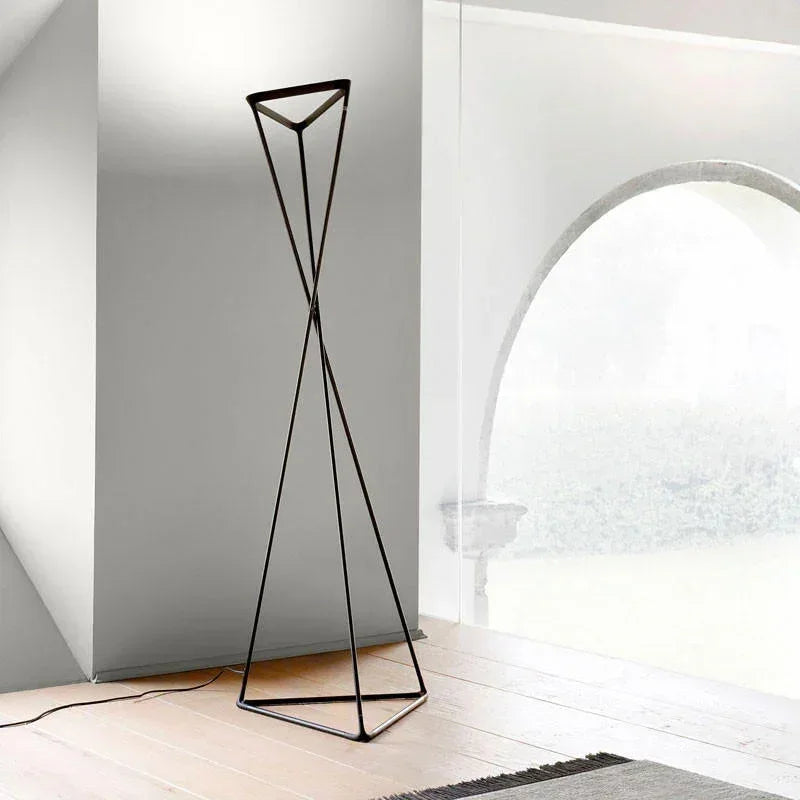 Luceplan Tango Floor Lamp | All Square Lighting