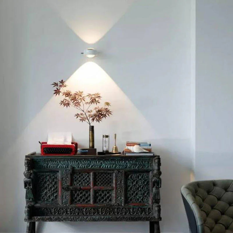 Occhio Sento Verticale Up Wall Light | All Square Lighting