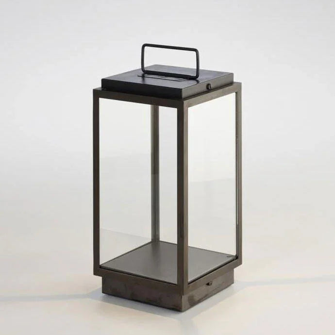 Tekna Blakes N024 Table Lamp | All Square Lighting