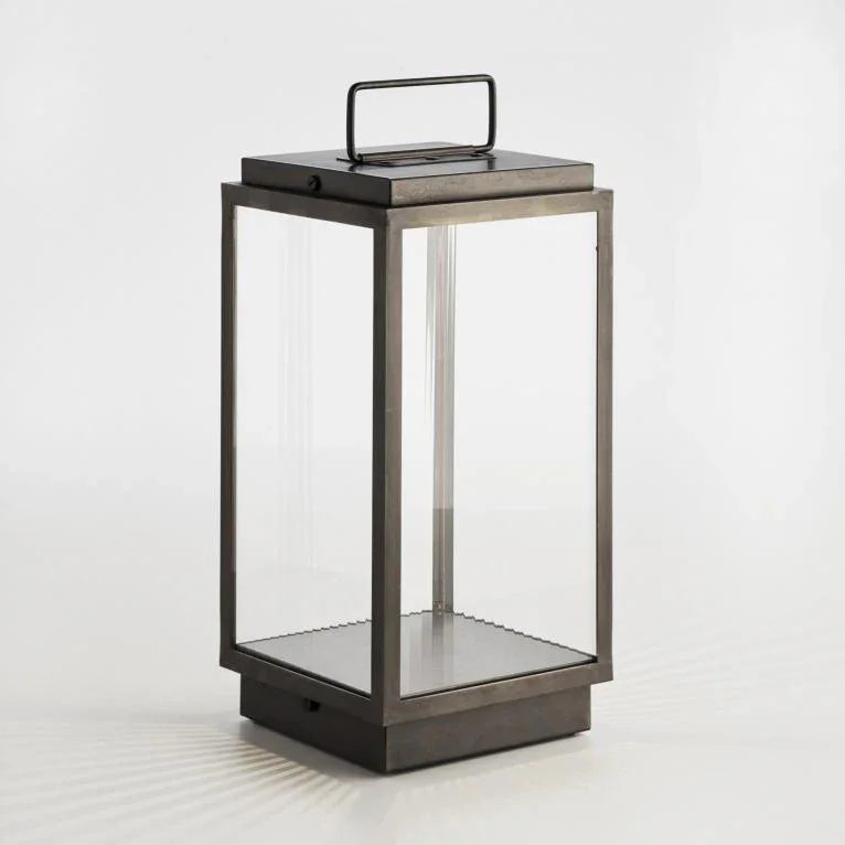 Tekna Blakes N024 Table Lamp | All Square Lighting
