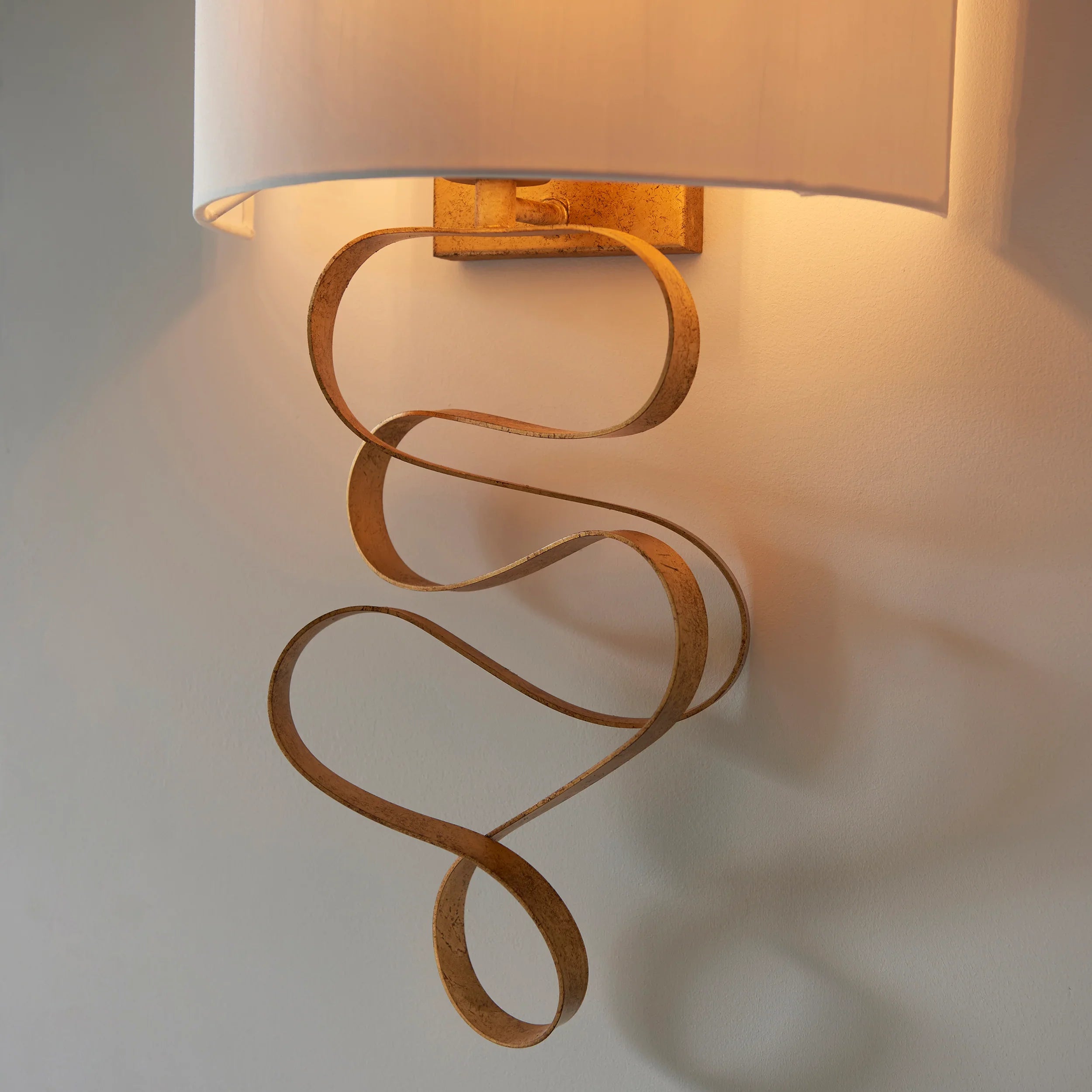 Aurora Ribbon Shade Wall Light