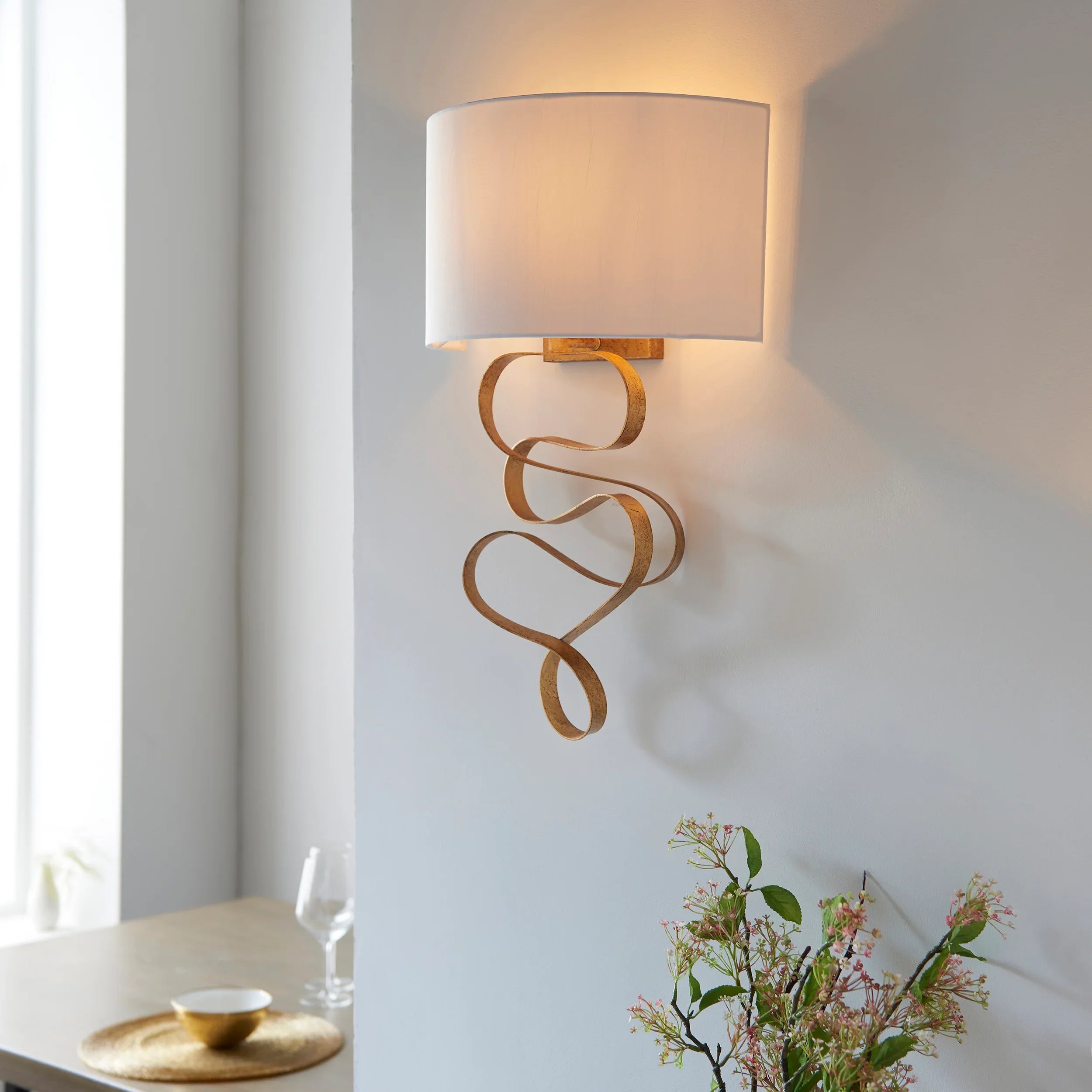 Aurora Ribbon Shade Wall Light