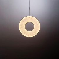 10 HEURES 10 Iris 60 Vertical Pendant Light | All Square Lighting