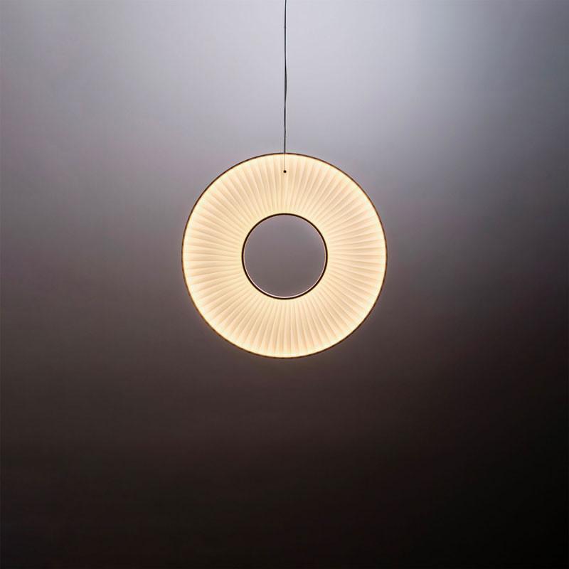 Iris 60 Vertical Pendant Light