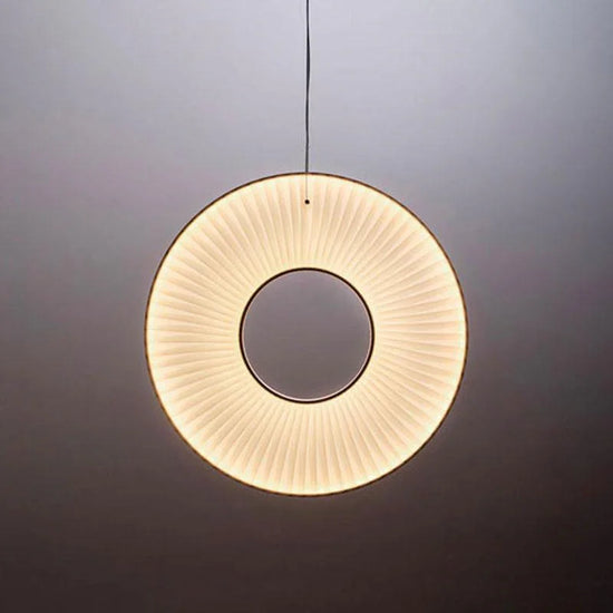 Iris 80 Vertical Pendant Light