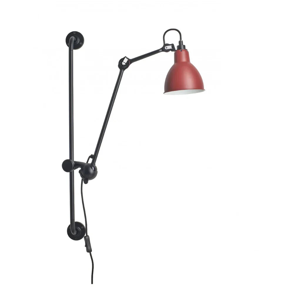 N°210 Plug Switch & Cable Wall Light
