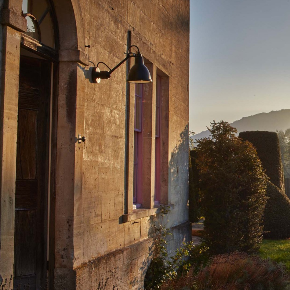 N°304 XL Outdoor Wall Light