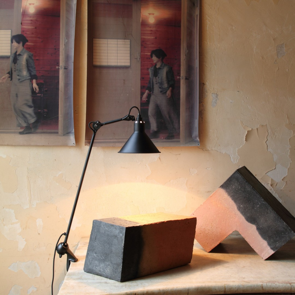 N°201 Clamp Table Lamp