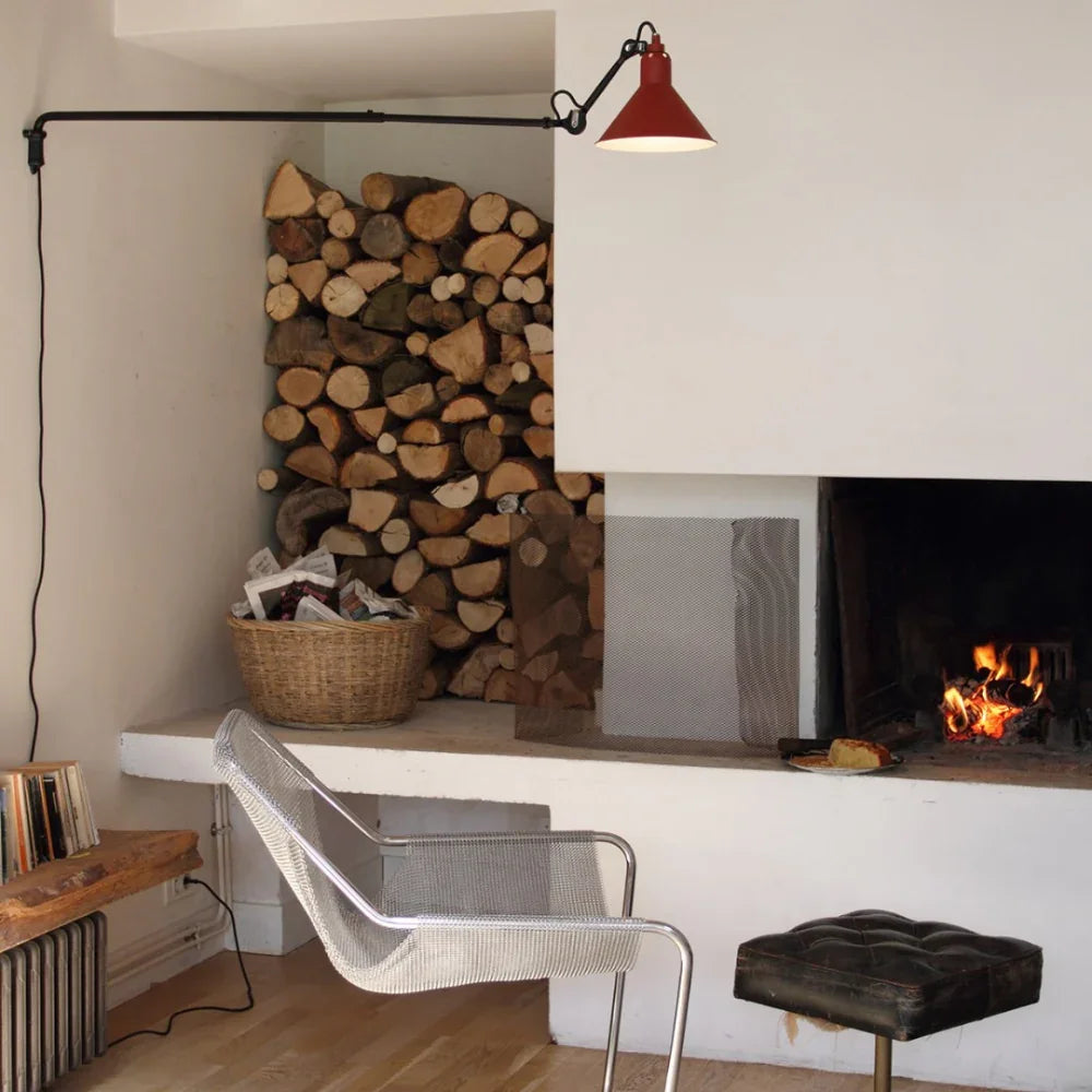 N°213 Plug Switch & Cable Wall Light