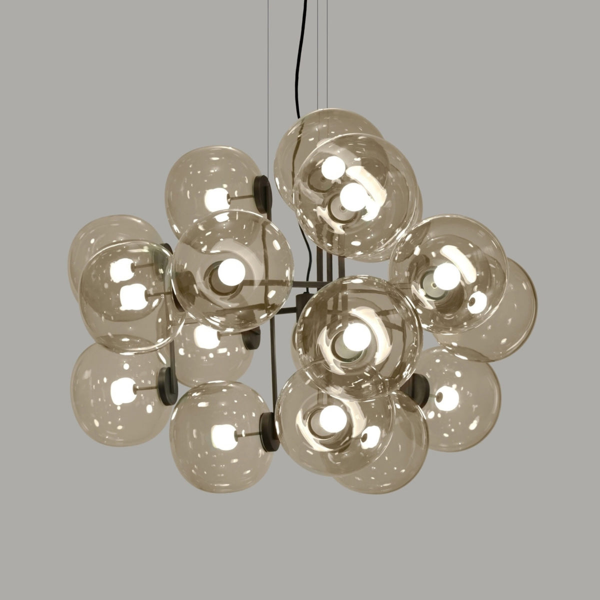Jasmine Eighteen Pendant Light