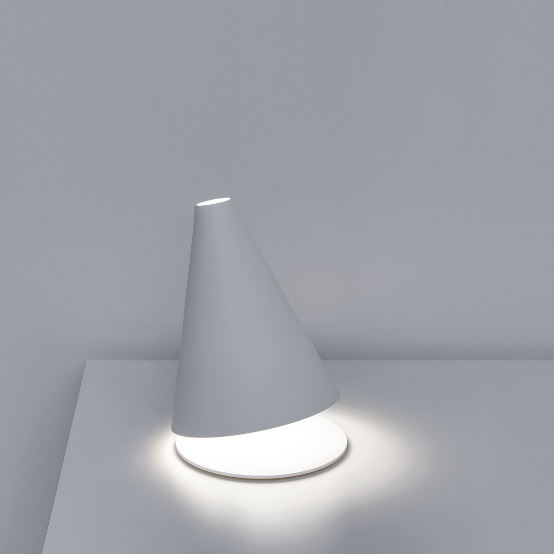 Davide Groppi Palpebra Table Lamp | All Square Lighting