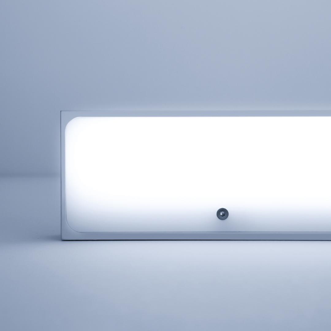 Davide Groppi Linet Wall Light | All Square Lighting