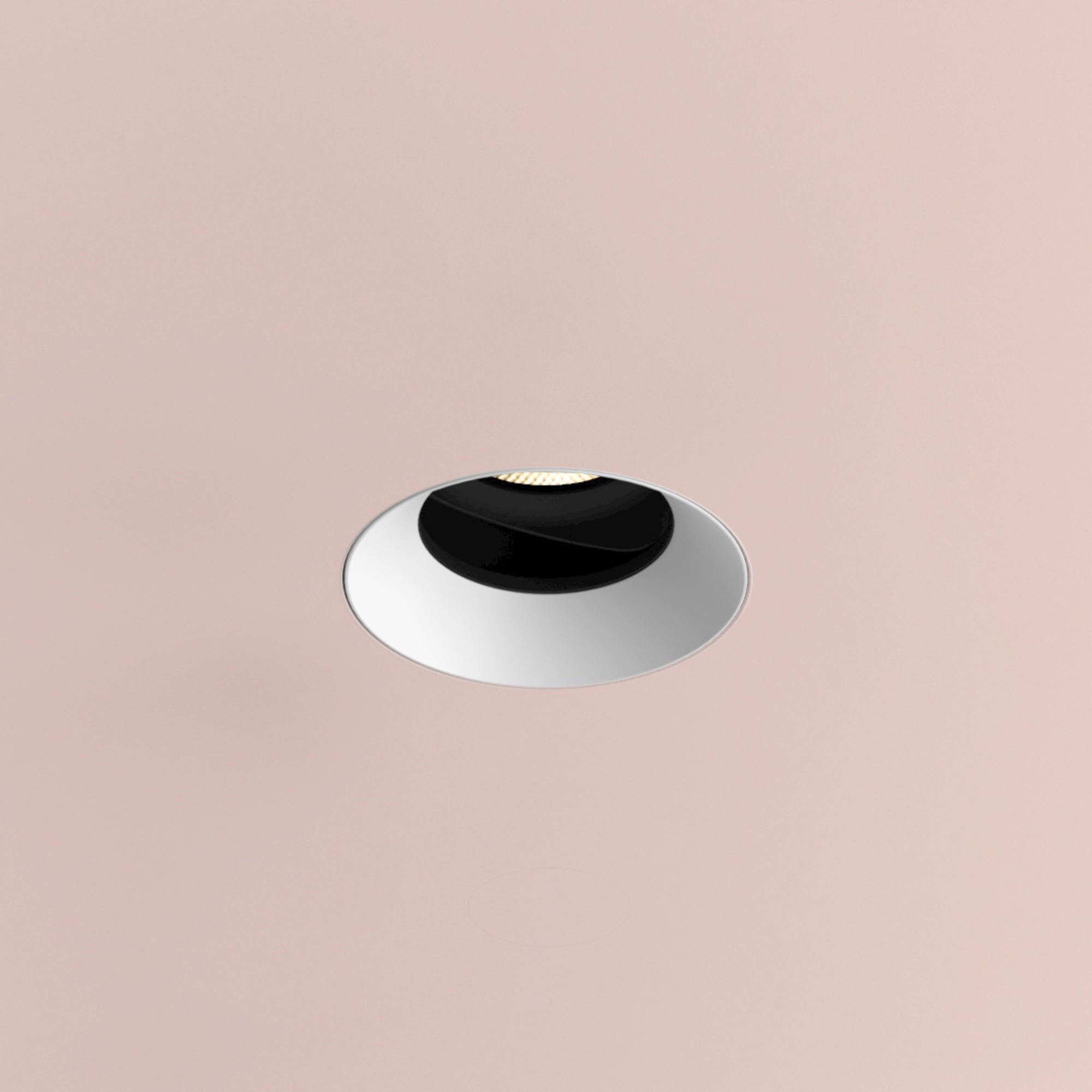 Fade Midi Adjustable Downlight