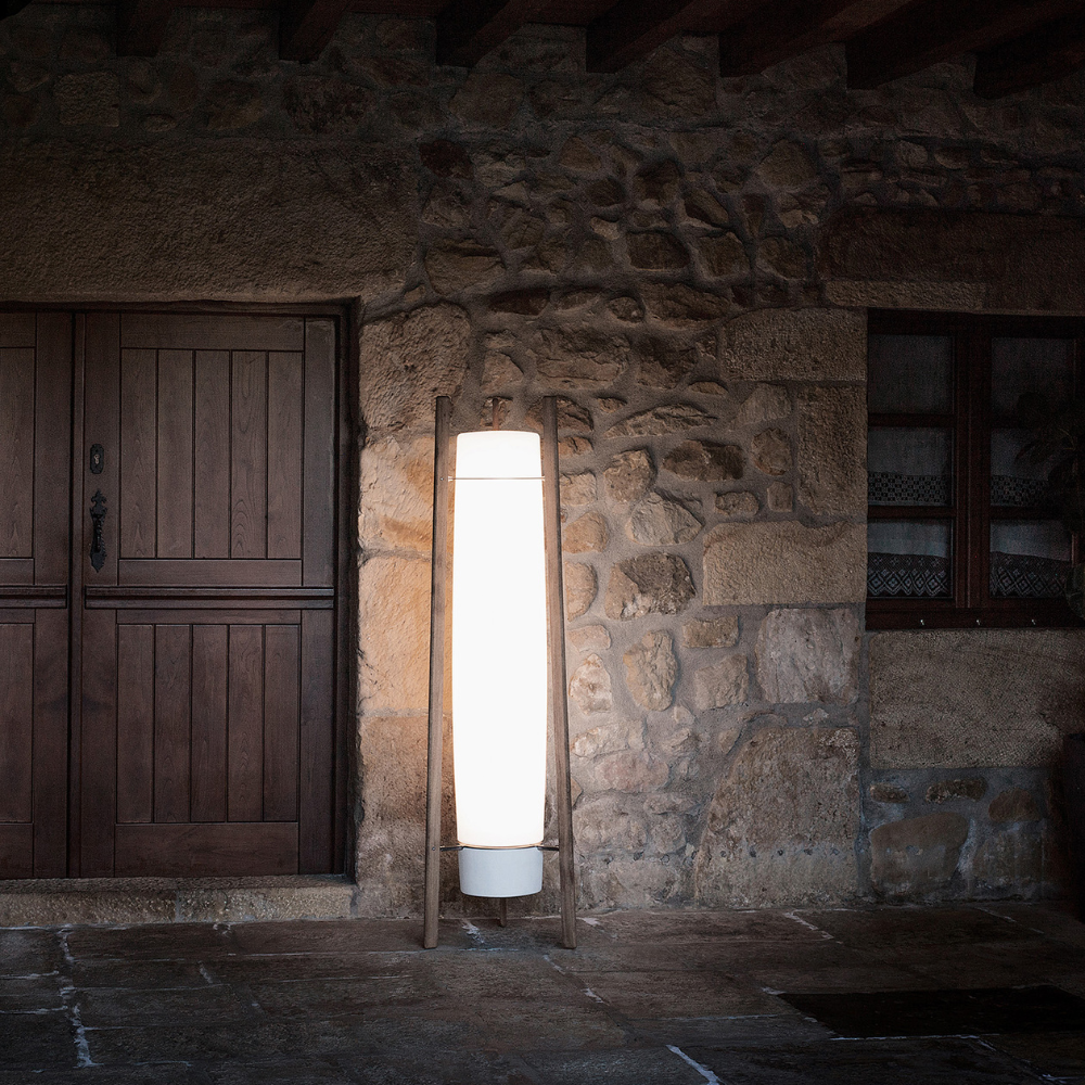 Inn Side Outdoor Floor Lamp