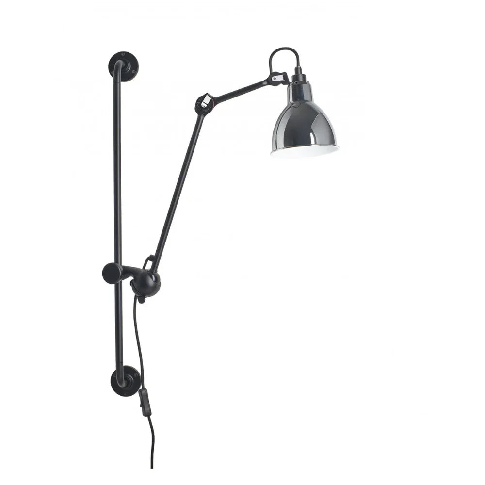N°210 Plug Switch & Cable Wall Light
