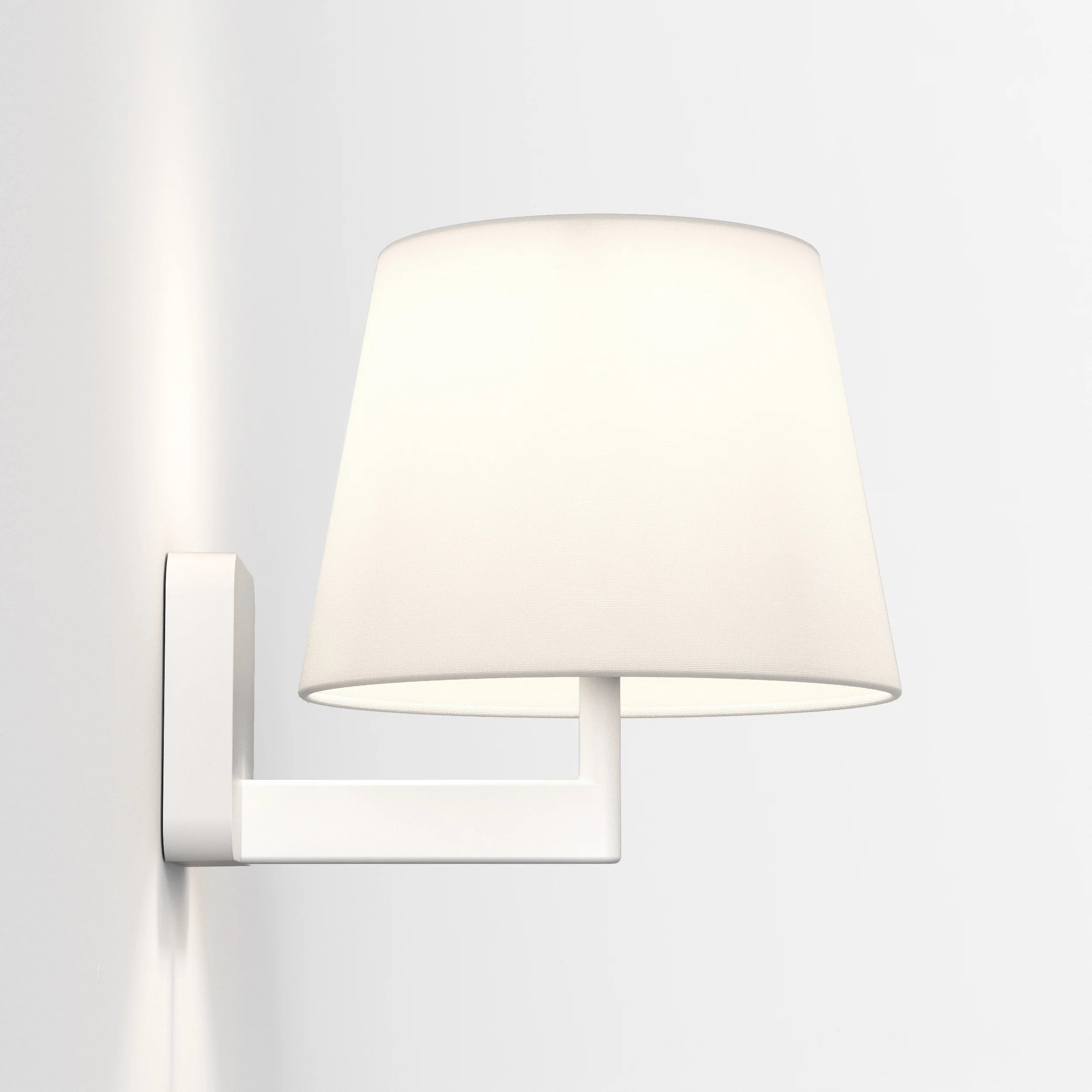 Beaumont Wall Light