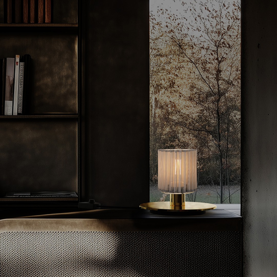 In The Sun 220 Table Lamp