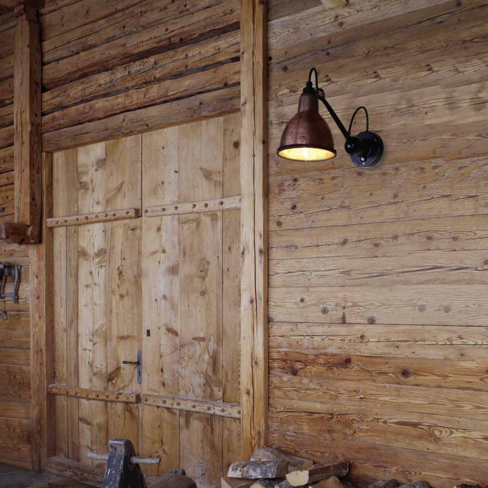 N°304 XL Outdoor Wall Light