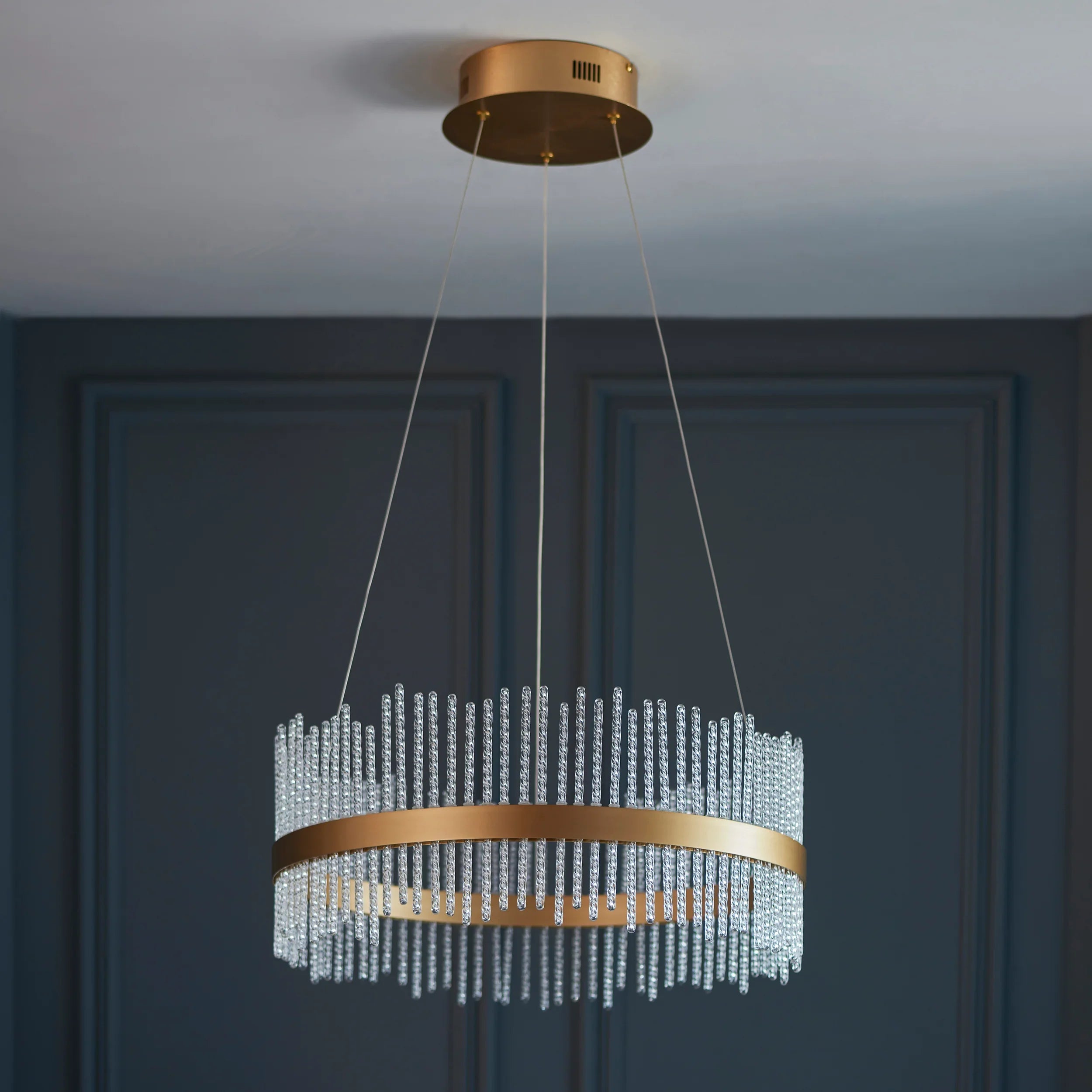 Cascade Medium Round Pendant Light