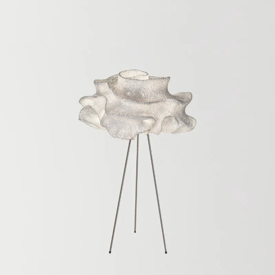 Nevo Medium Table Lamp