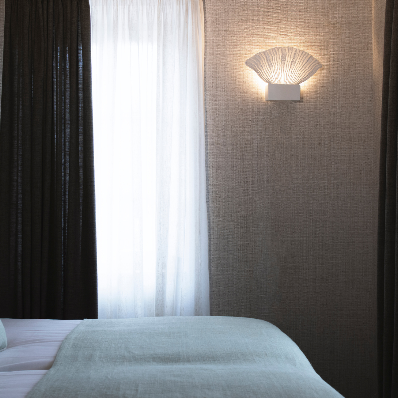 a-Emotional Light Venus Wall Light | All Square Lighting