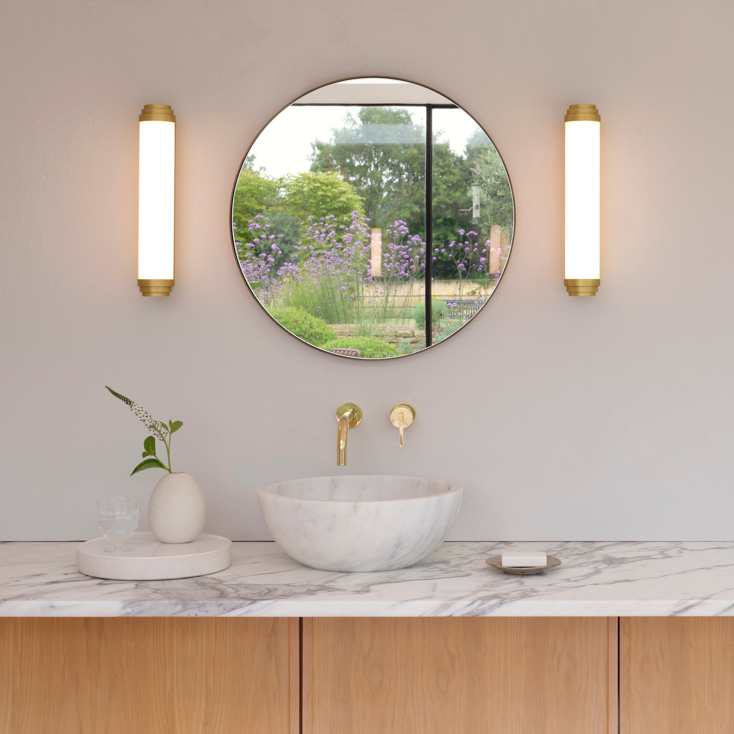Burlington 400 Phase Wall Light