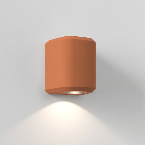 Brixham Single Wall Light