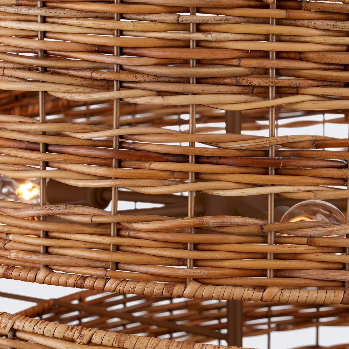 Saisei Medium Pendant Light