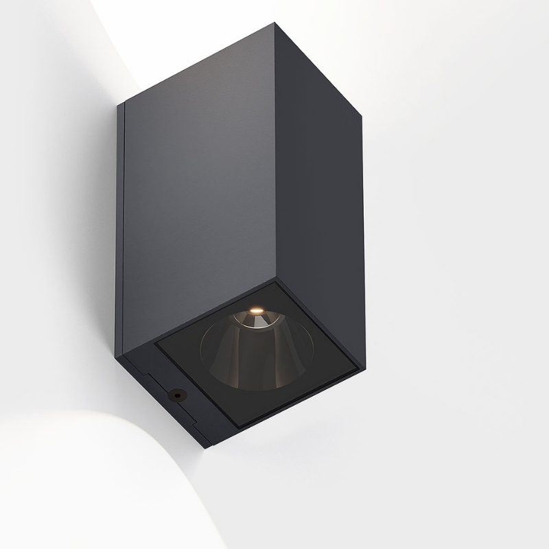 IP44.de Iem.2 Wall Light | All Square Lighting