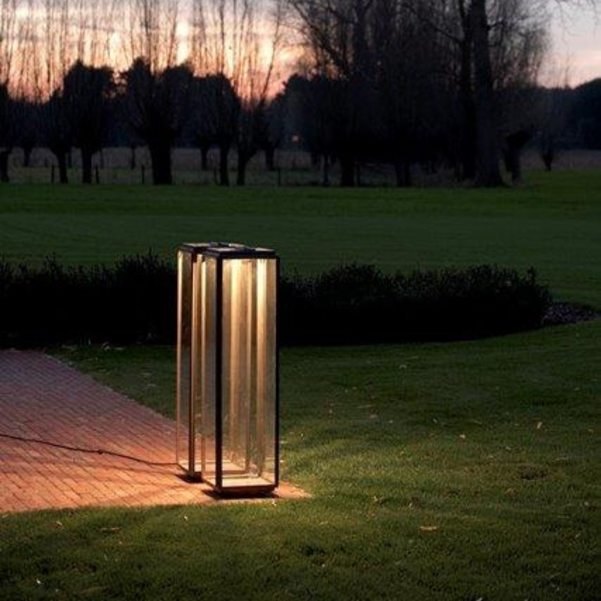 Ilford N008 XL Floor Lamp
