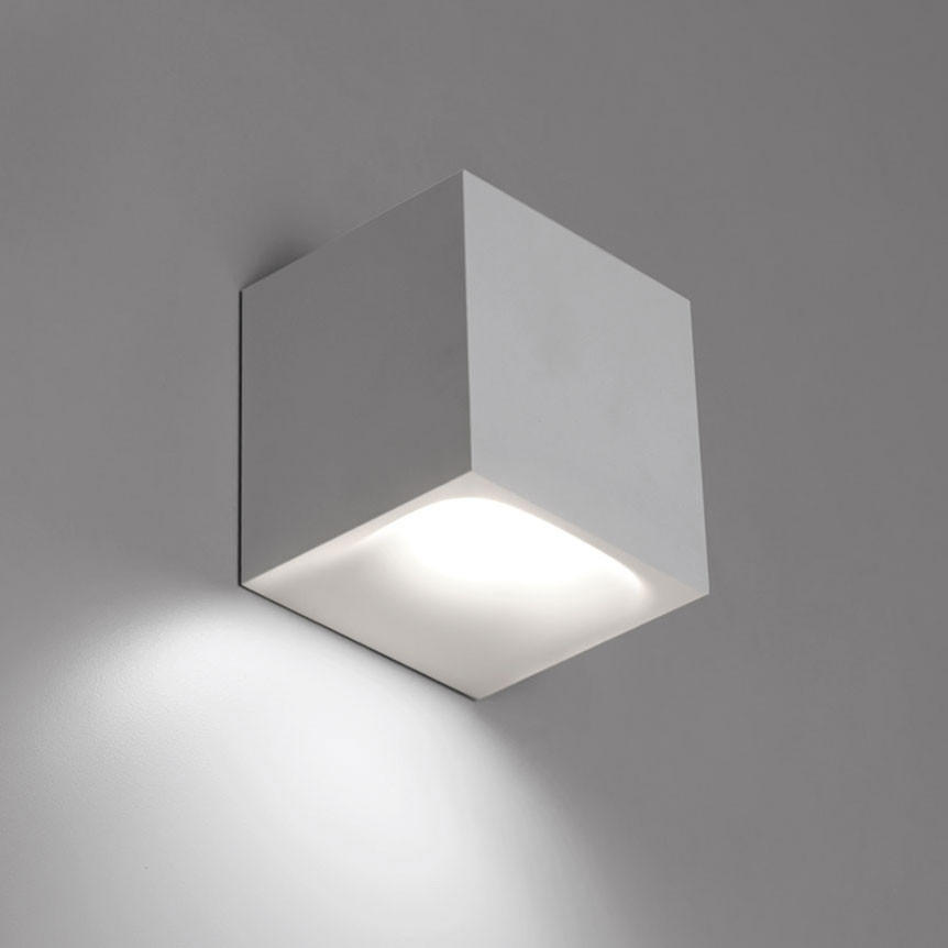 Aebe Wall Light