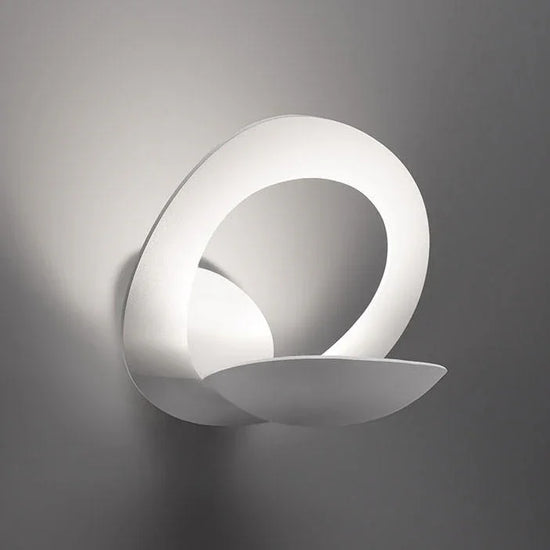 Pirce Wall Light