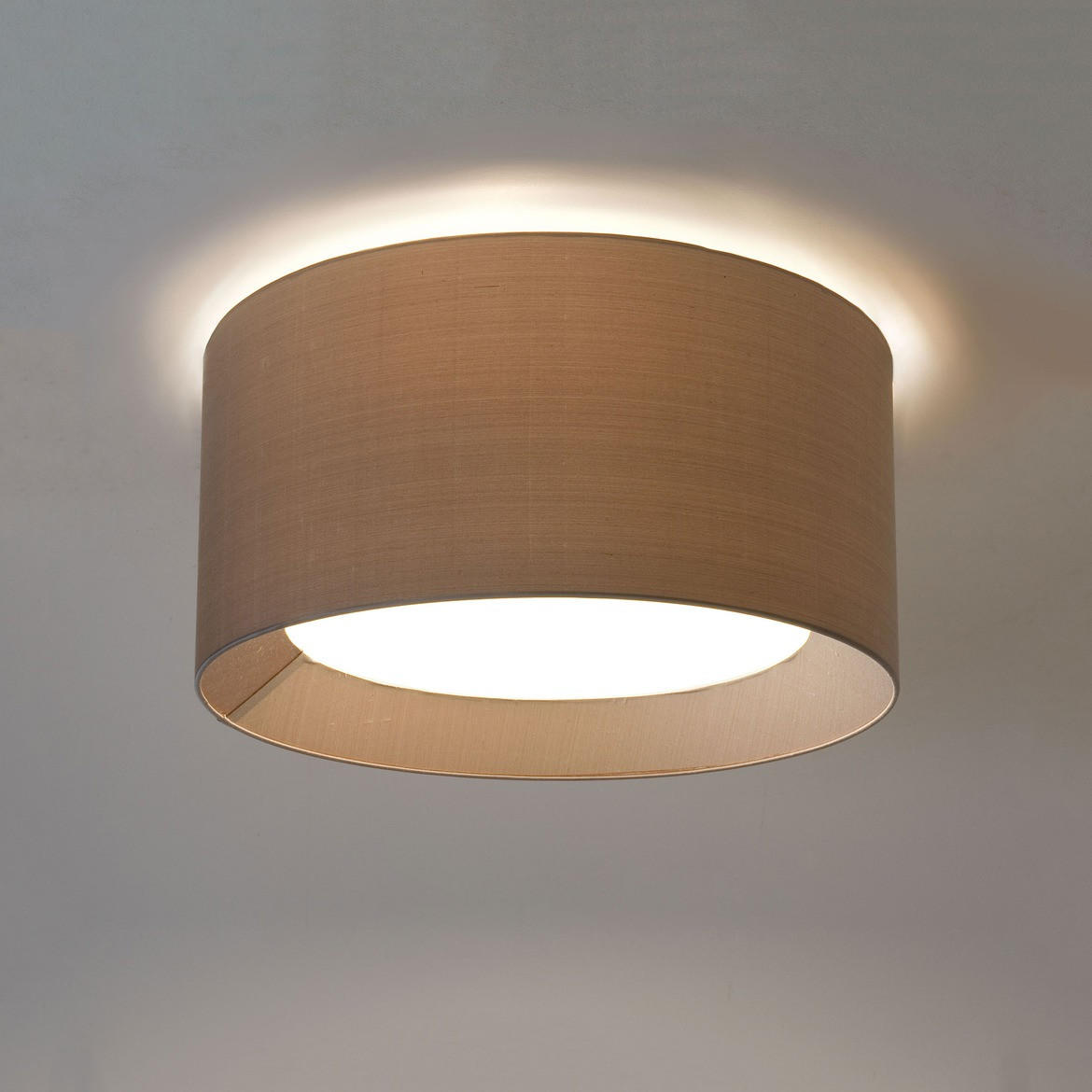 Bevel Round 450 Shade