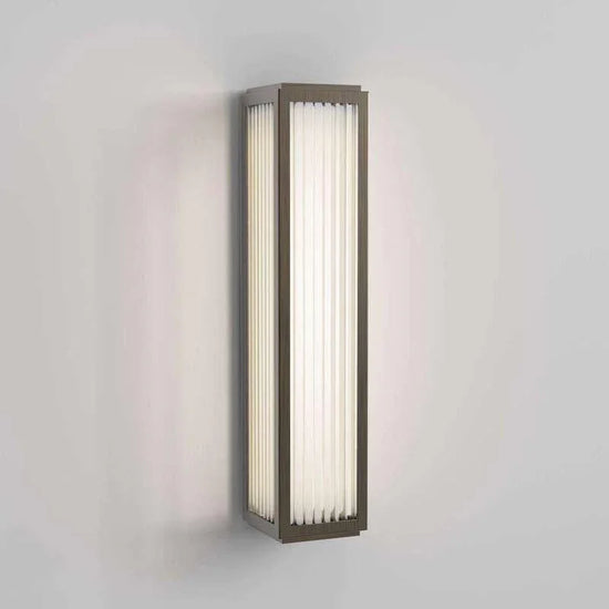 Boston 370 Wall Light