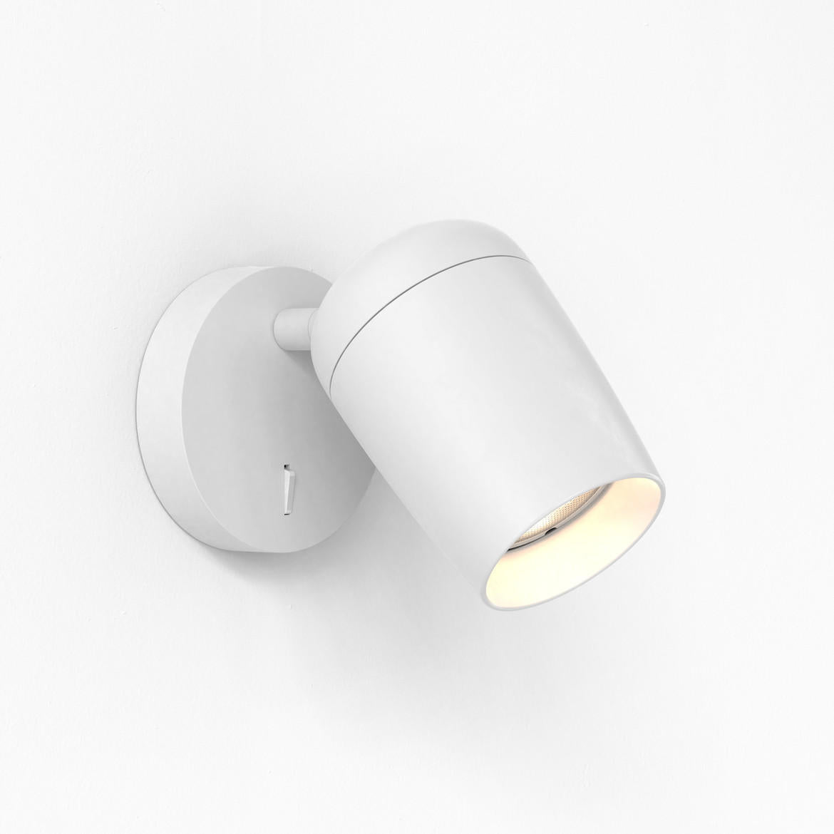 Koto Single Switched Wall Light