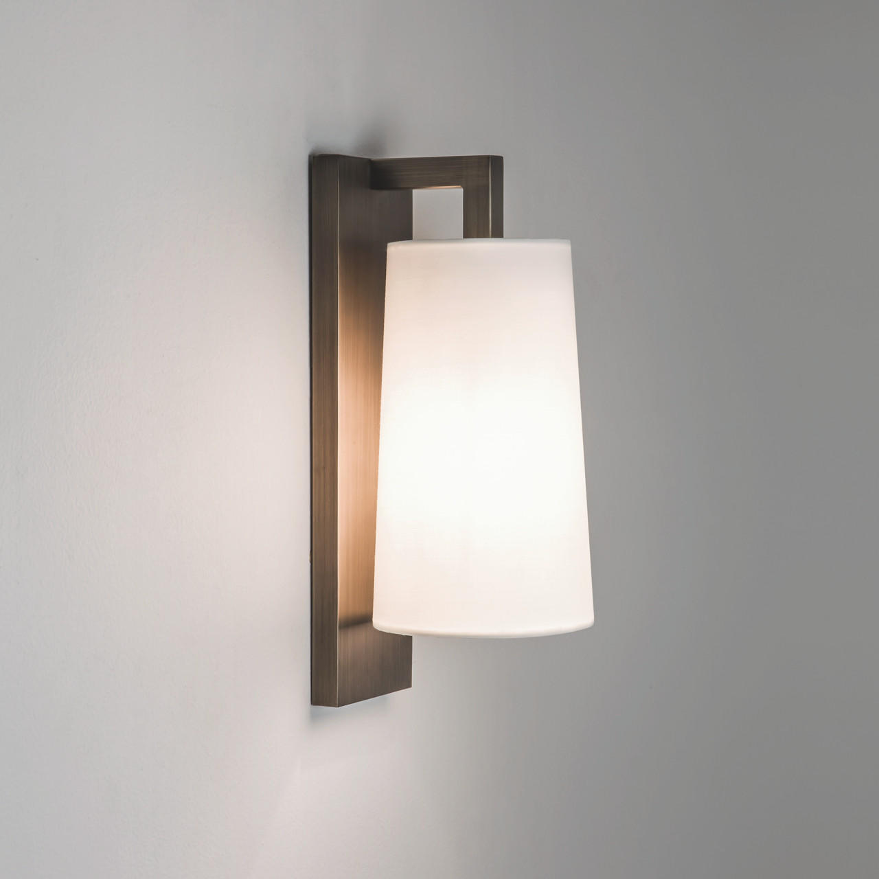 Astro Lighting Lago 280 Wall Light | All Square Lighting