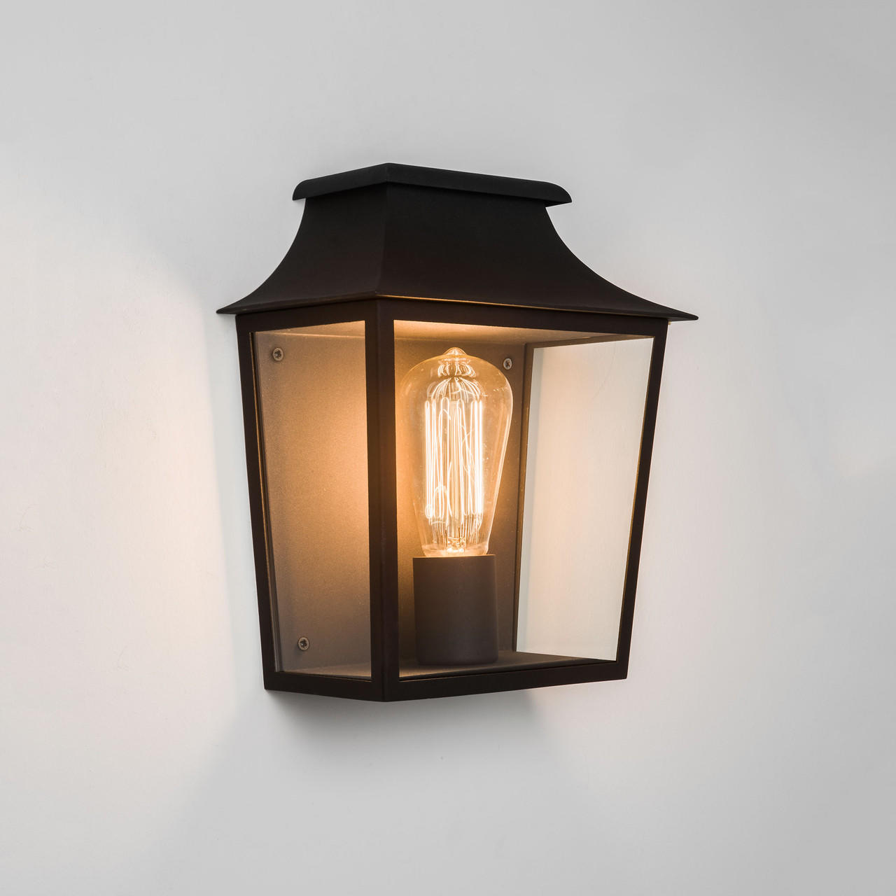Richmond 235 Wall Light