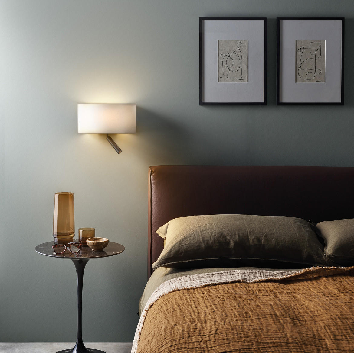 Venn Reader Wall Light
