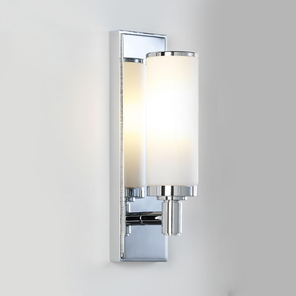 Verona Wall Light