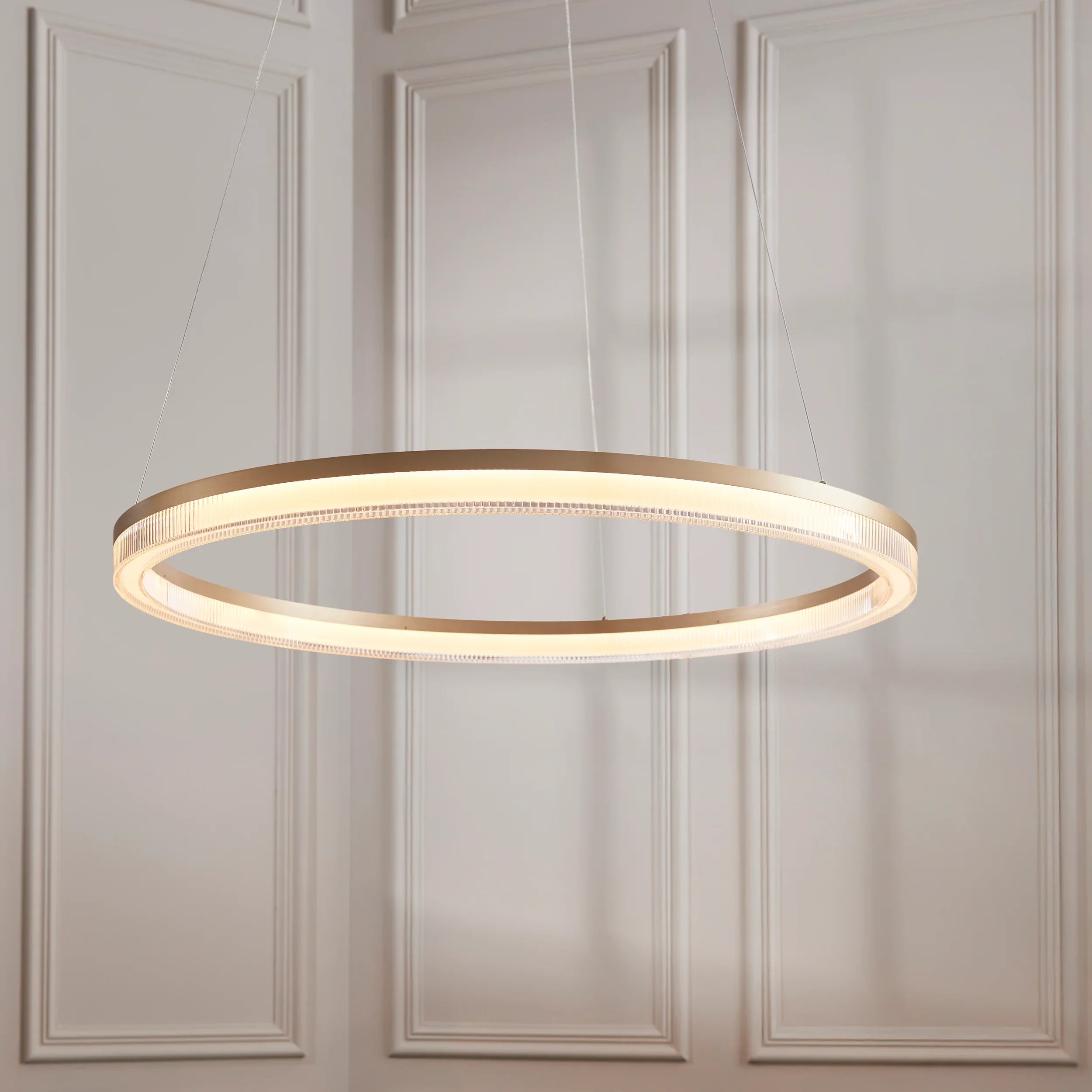 Helio Ripple Hoop Pendant Light