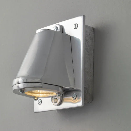 Mast 0750 Wall Light