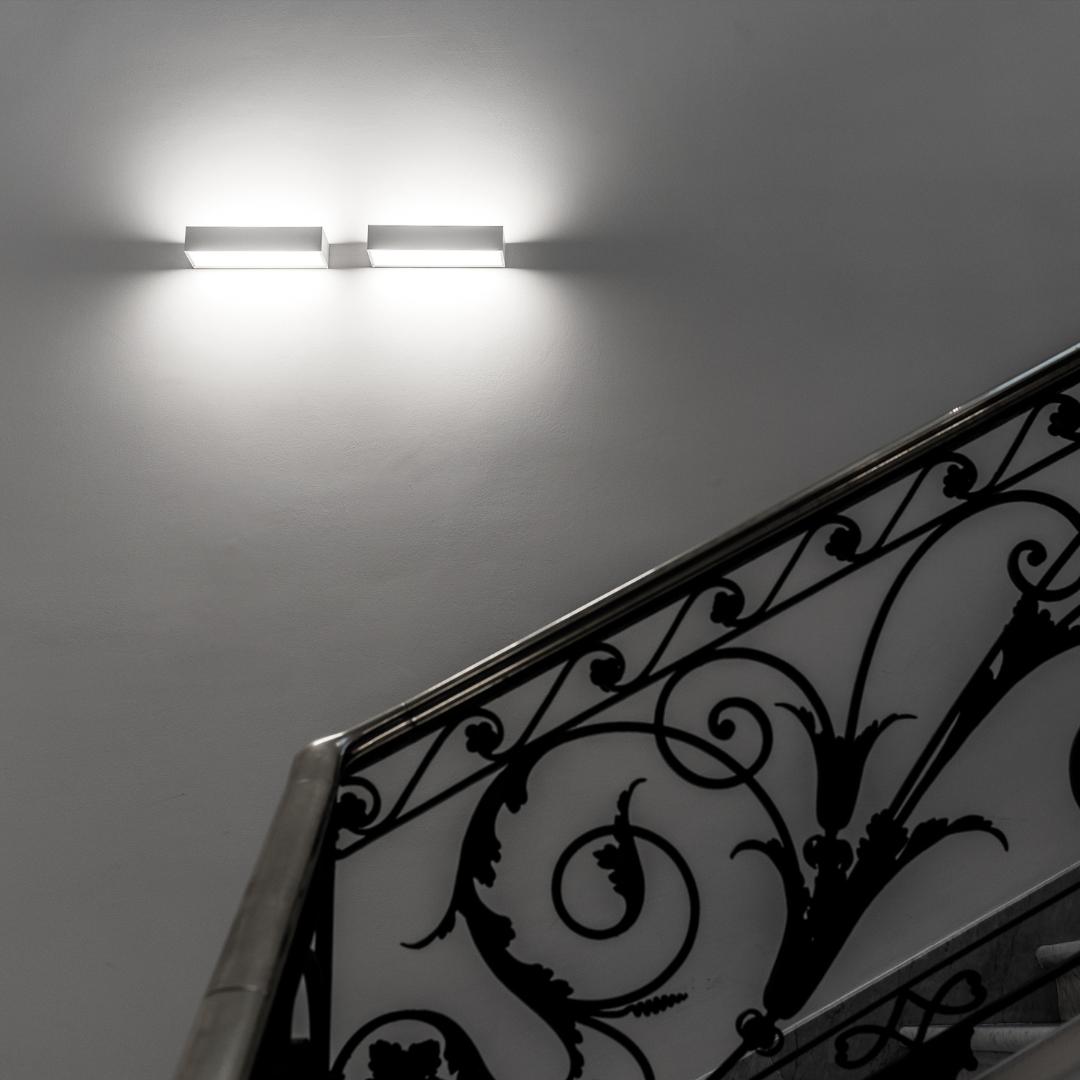 Davide Groppi Linet Wall Light | All Square Lighting