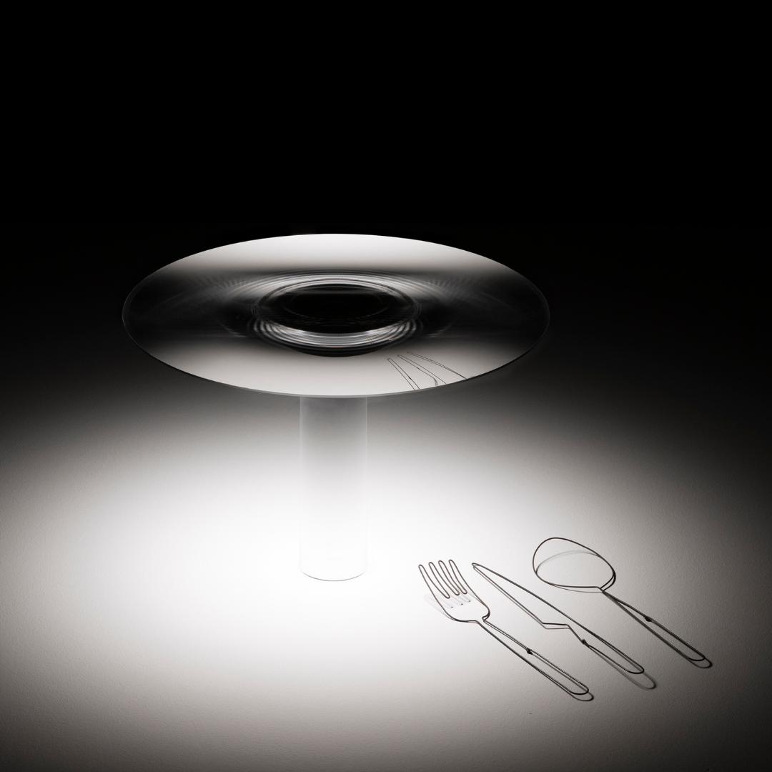 Davide Groppi Vis à Vis Portable Portable Table Lamp | All Square Lighting