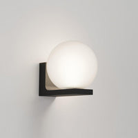 Delta Light Oono M W S Wall Light | All Square Lighting