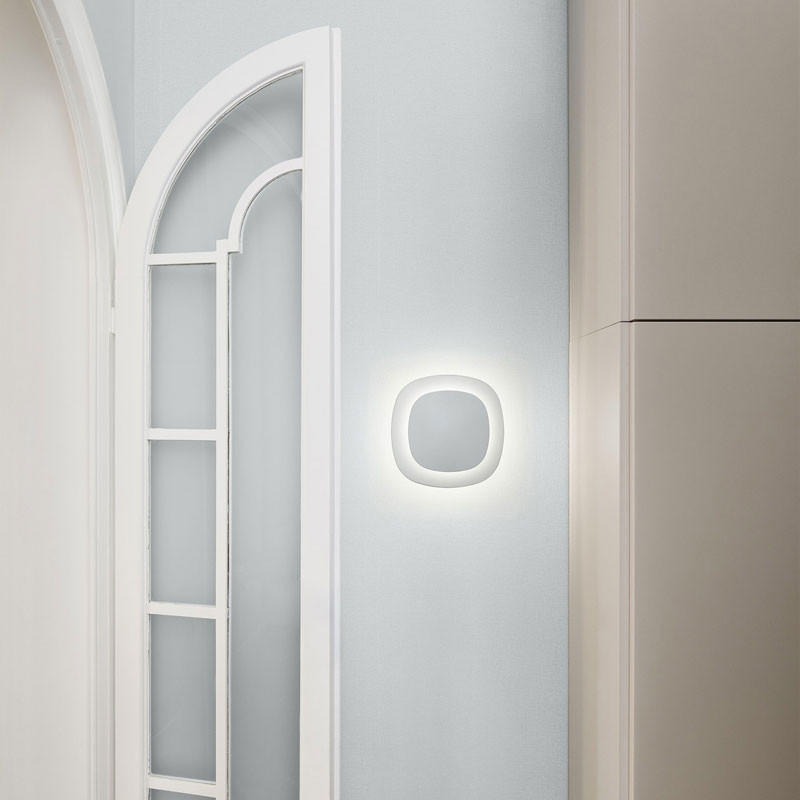 Luceplan Luthien Wall Light | All Square Lighting