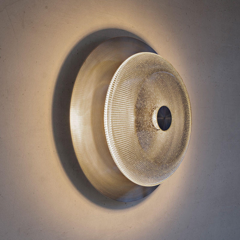 Soliant Wall Light