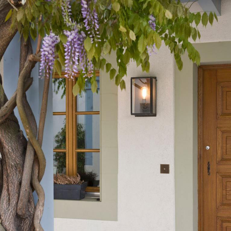 Tekna Essex N094 Wall Light | All Square Lighting