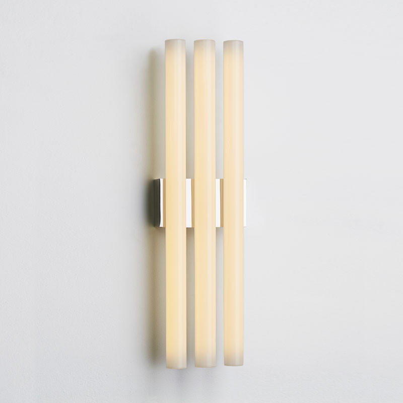 Phare N137 Triple Wall Light